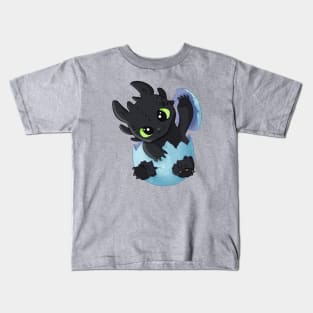 Baby Toothless the dragon in egg, Easter egg, how to train your dragon, night fury Kids T-Shirt